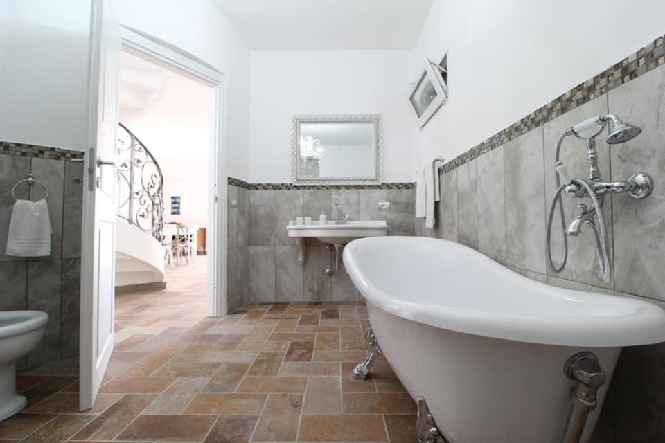 Luxury Villa Arianna Tarano Exteriér fotografie